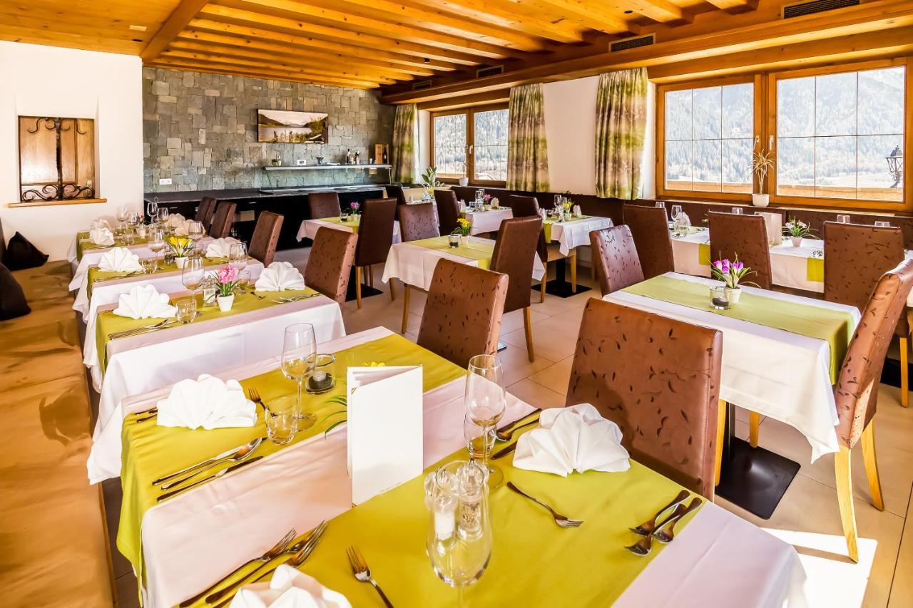 Berghotel Plagoett 산발렌티노알라무타 외부 사진
