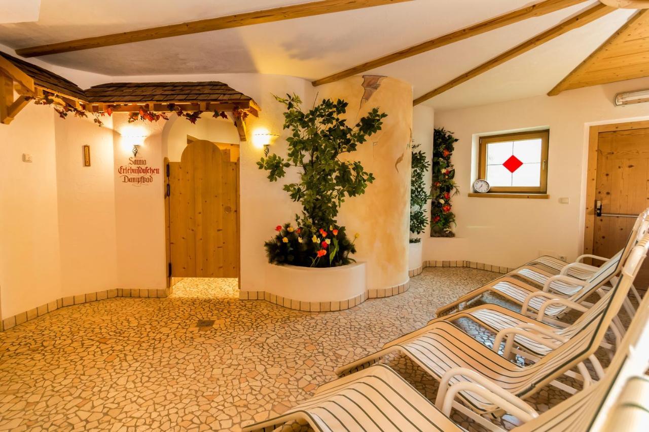 Berghotel Plagoett 산발렌티노알라무타 외부 사진